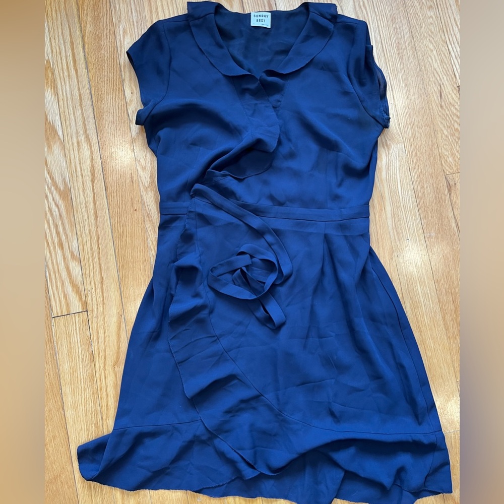 Aritzia Sunday Best Navy Ruffle Dress sz0 - Picture 3 of 7